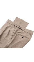Load image into Gallery viewer, Double Pleated Flannel Trousers Beige