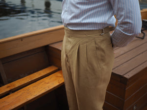 Classic style inspired by pitti uomo sartorialists, here Barnaba II linen trousers with pleated front and side adjusters