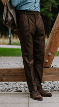 Load image into Gallery viewer, Double Pleated Flannel Trousers Brown